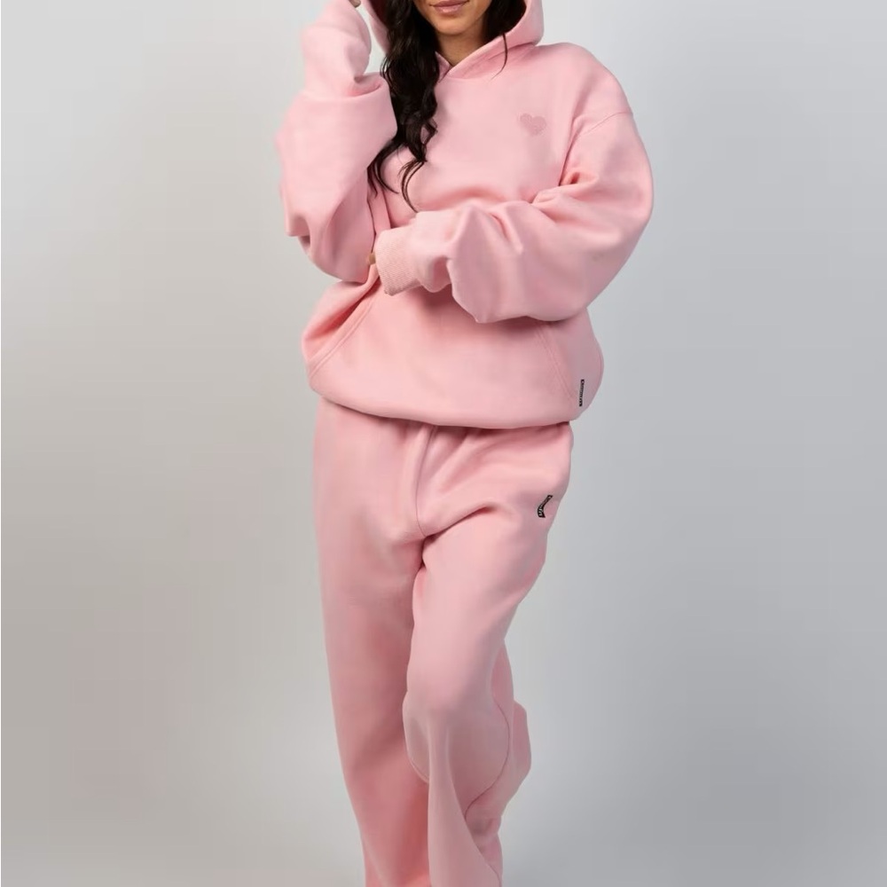 Comfrt Love straight leg sweatpants